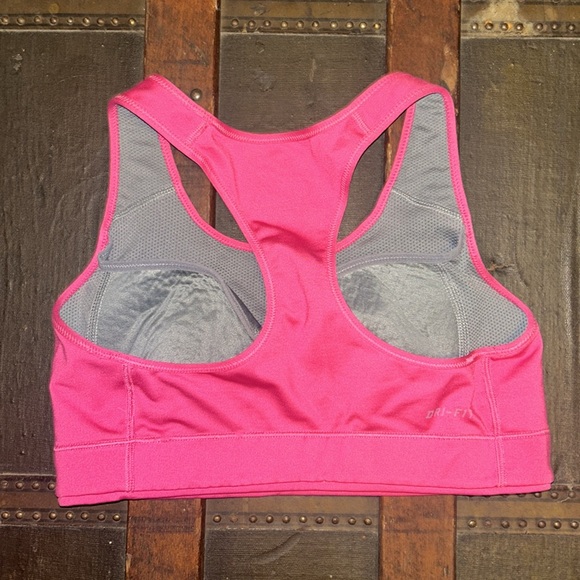 Nike Sports Bra bundle of 3; medium - Picture 5 of 7